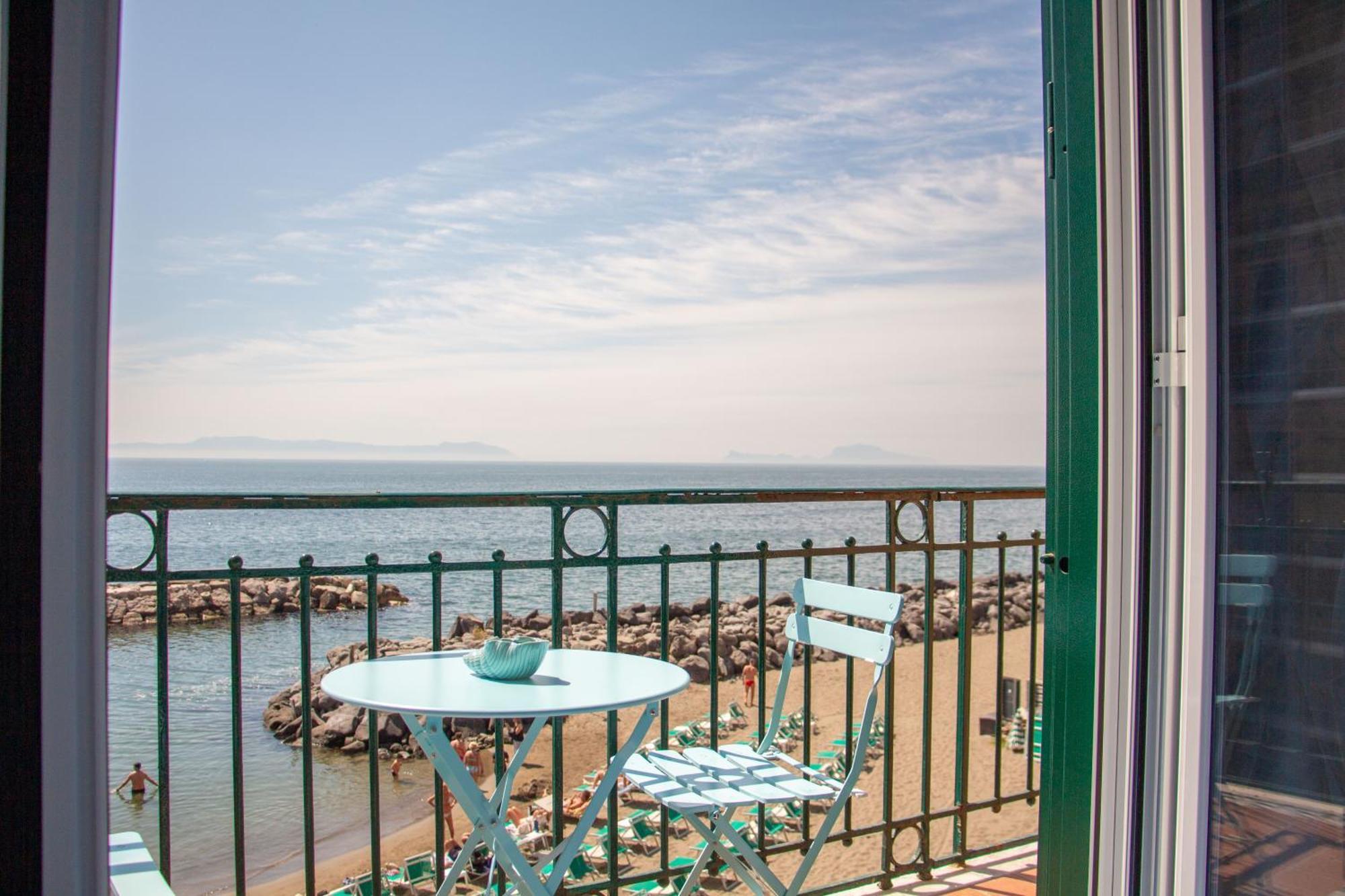 Wanderlust Aria Di Mare Apartment Naples Exterior photo